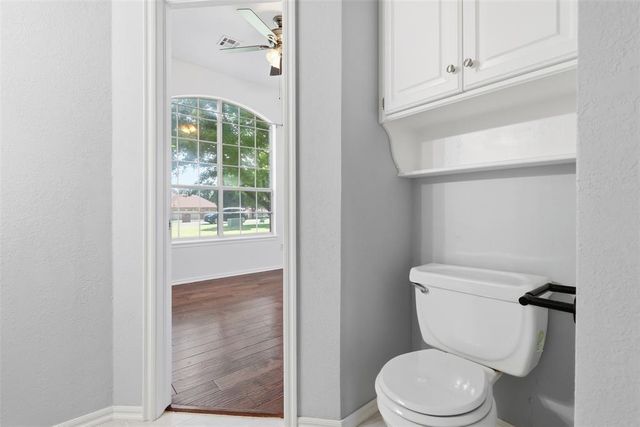 1009 Driver Lane, Edmond, OK 73025