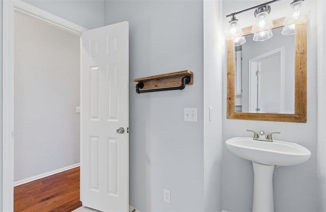 1009 Driver Lane, Edmond, OK 73025
