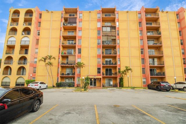 4717 NW 7th Street 604-10, Miami, FL 33126
