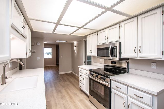 4502 E CAROL Avenue 1, Mesa, AZ 85206