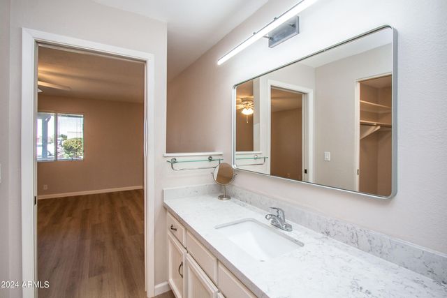 4502 E CAROL Avenue 1, Mesa, AZ 85206