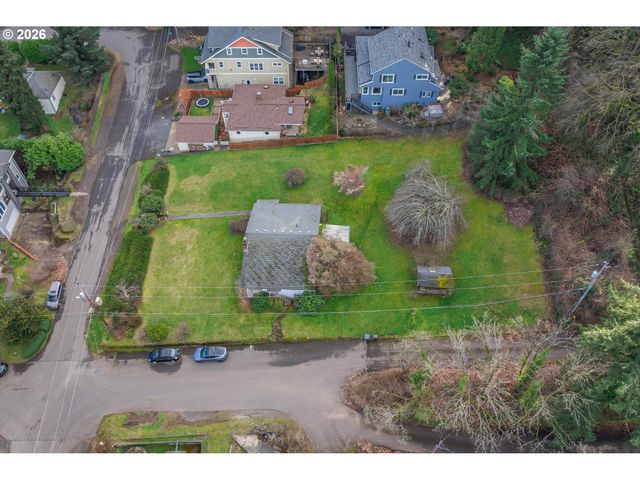 2444 RANDALL St, West Linn, OR 97068