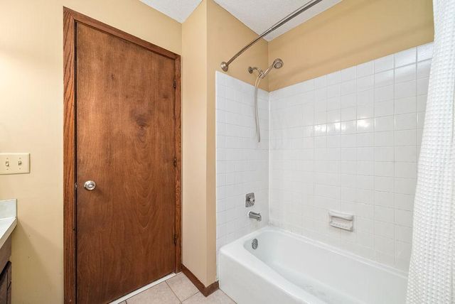 15769 Hayes Trail, Apple Valley, MN 55124