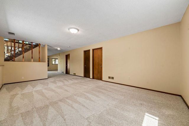 15769 Hayes Trail, Apple Valley, MN 55124
