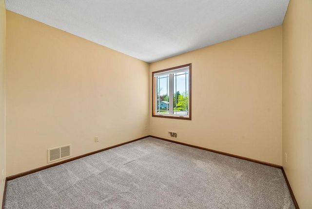 15769 Hayes Trail, Apple Valley, MN 55124
