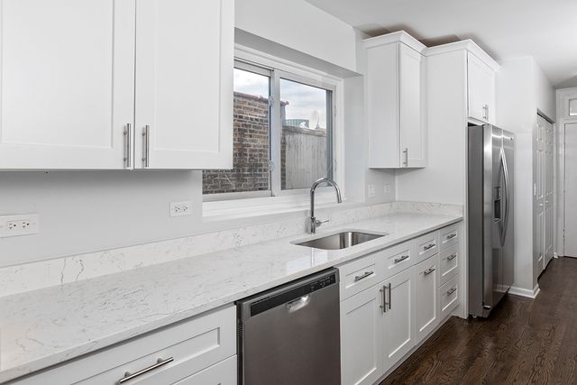 2720 W Winnemac Avenue 2, Chicago, IL 60625