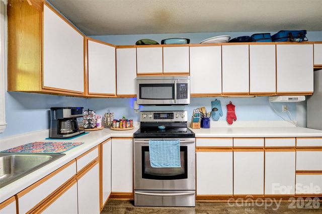 319 Don Mccarter Drive, Clover, SC 29710