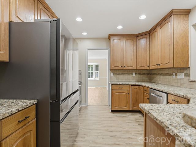 9437 Fairmead Drive, Charlotte, NC 28269