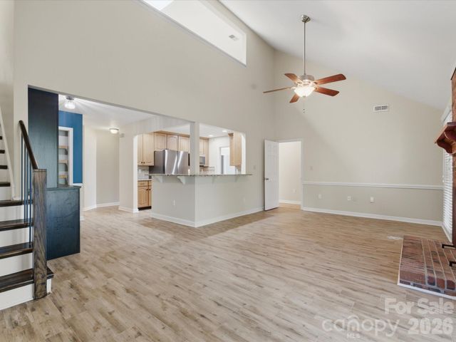 9437 Fairmead Drive, Charlotte, NC 28269