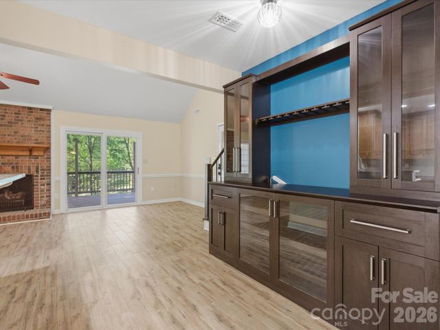 9437 Fairmead Drive, Charlotte, NC 28269