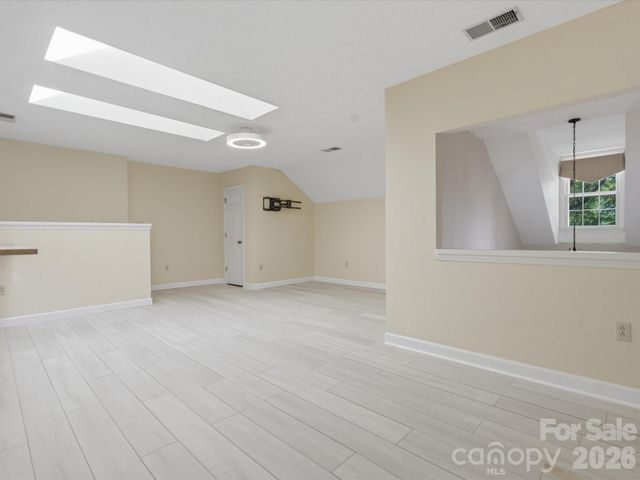 9437 Fairmead Drive, Charlotte, NC 28269