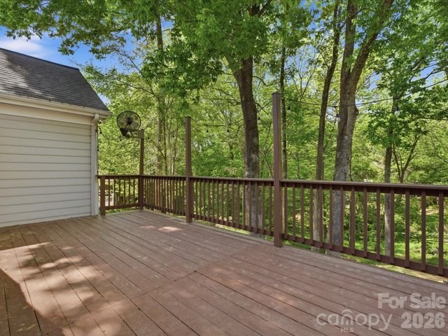 9437 Fairmead Drive, Charlotte, NC 28269