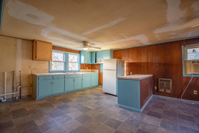 632 E Madison St, Pulaski, TN 38478