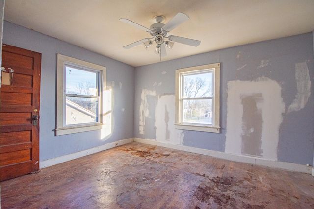 632 E Madison St, Pulaski, TN 38478