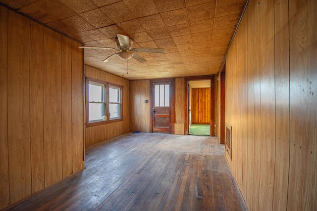 632 E Madison St, Pulaski, TN 38478