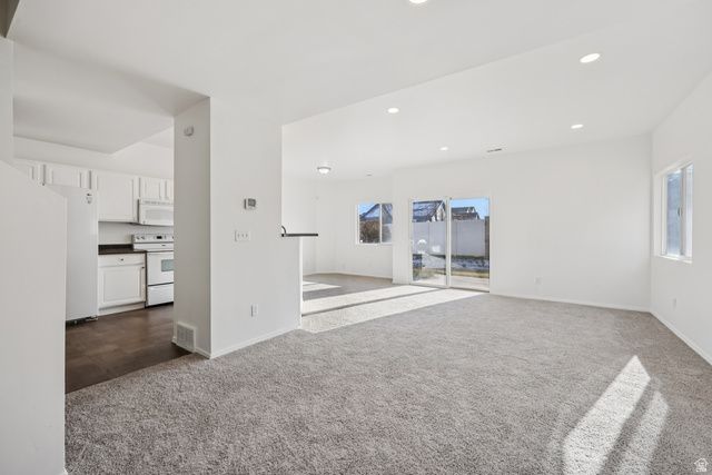 6647 W MERLOT WAY, West Jordan, UT 84081