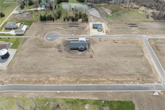 804 Fairway Drive, Shellsburg, IA 52332