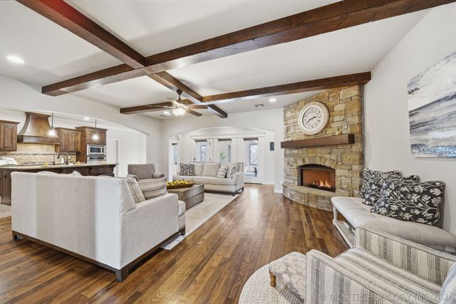 1956 E 172nd Street S, Mounds, OK 74047