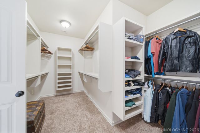 1956 E 172nd Street S, Mounds, OK 74047