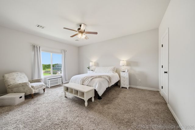 1956 E 172nd Street S, Mounds, OK 74047