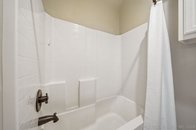 1956 E 172nd Street S, Mounds, OK 74047