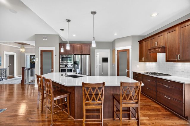 1936 Kerry Drive NE, Rochester, MN 55906