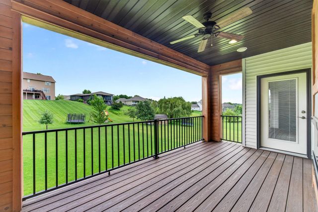 1936 Kerry Drive NE, Rochester, MN 55906