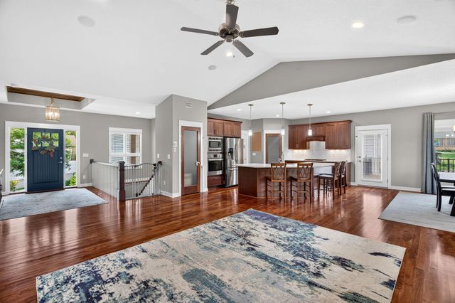 1936 Kerry Drive NE, Rochester, MN 55906