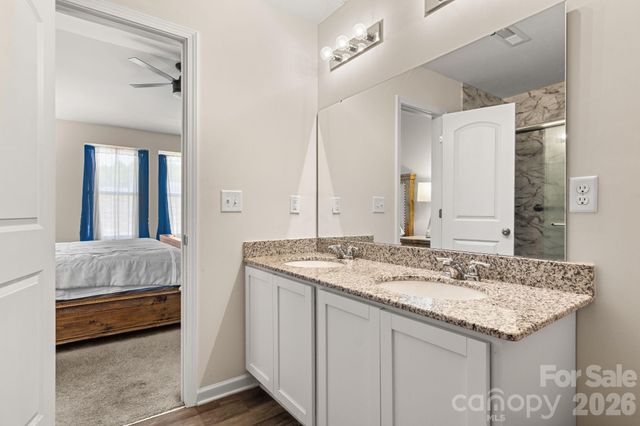 1455 Cypress Loop 33, Newton, NC 28658
