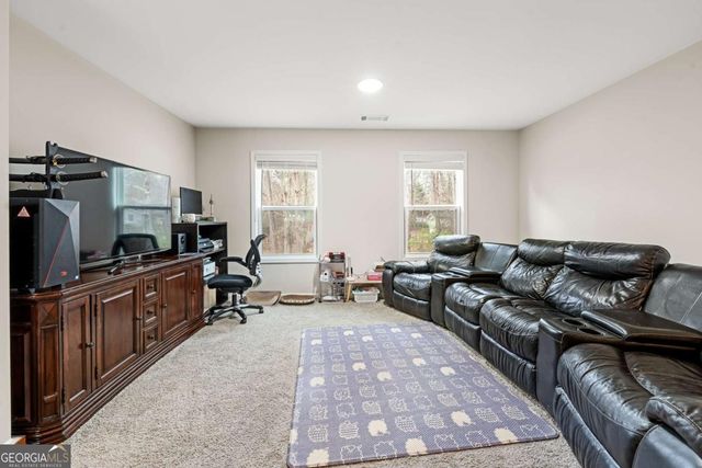 44 Fox Creek Drive, Braselton, GA 30517