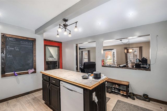 115 S Sherman Street, Sheridan, MI 48884