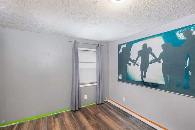 115 S Sherman Street, Sheridan, MI 48884