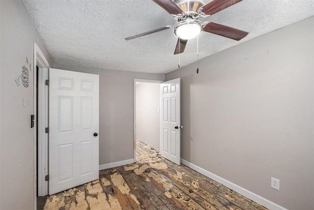 115 S Sherman Street, Sheridan, MI 48884