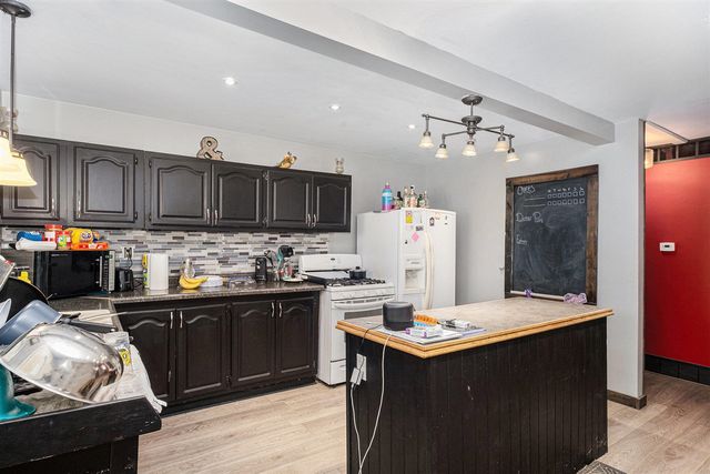 115 S Sherman Street, Sheridan, MI 48884