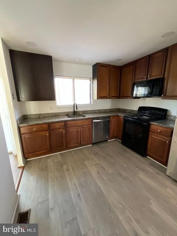 7109 KURTH LN, Lanham, MD 20706