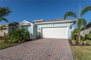 267 Tamarindo LN, Naples, FL 34114
