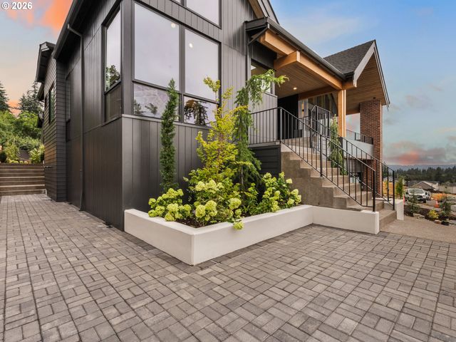 16083 Kaylyn Dr, Oregon City, OR 97045