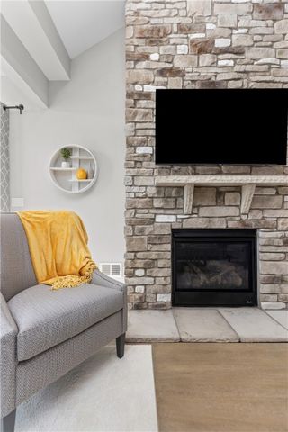 109 Independence Drive 108C, Jefferson Twp, PA 16023