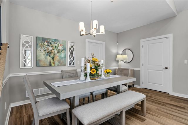 109 Independence Drive 108C, Jefferson Twp, PA 16023