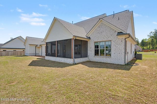 5090 Camp Crossing, Hernando, MS 38632