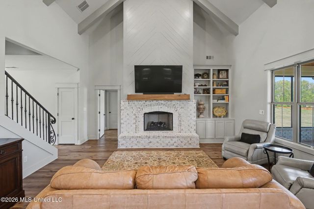 5090 Camp Crossing, Hernando, MS 38632