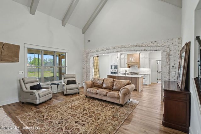 5090 Camp Crossing, Hernando, MS 38632