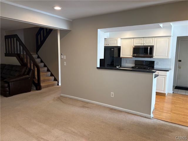 7 Jarvis Drive, Manlius, NY 13104