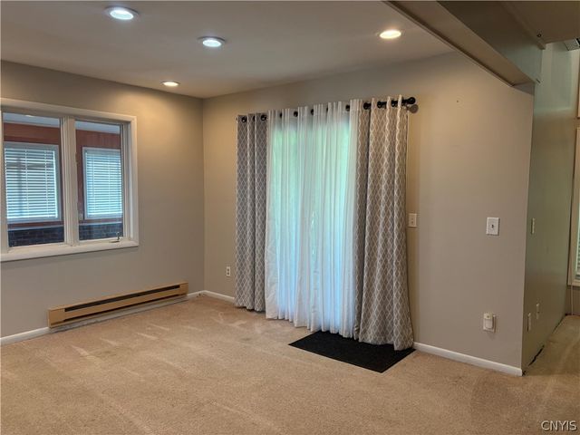 7 Jarvis Drive, Manlius, NY 13104