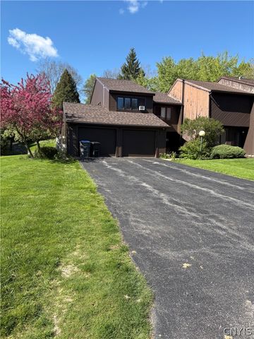 7 Jarvis Drive, Manlius, NY 13104