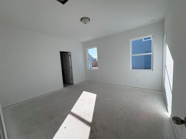 114 Cherry Blossom LN, Taylor, TX 76574