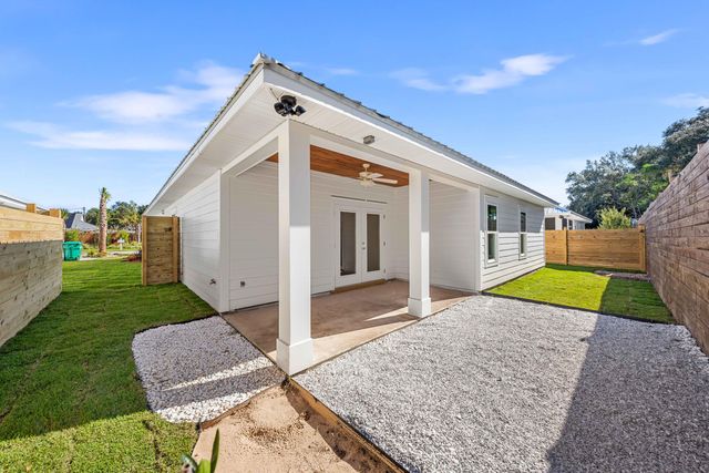 103 Fletcher Way, Destin, FL 32541
