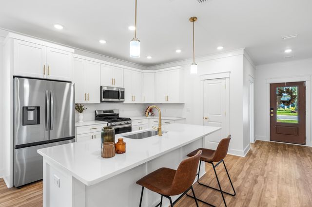 103 Fletcher Way, Destin, FL 32541