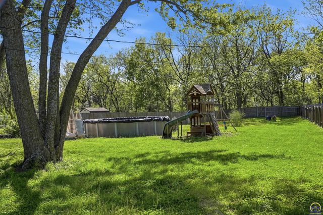 4405 SE Maryland AVE, Topeka, KS 66609