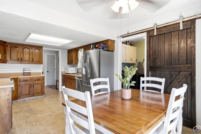 4405 SE Maryland AVE, Topeka, KS 66609
